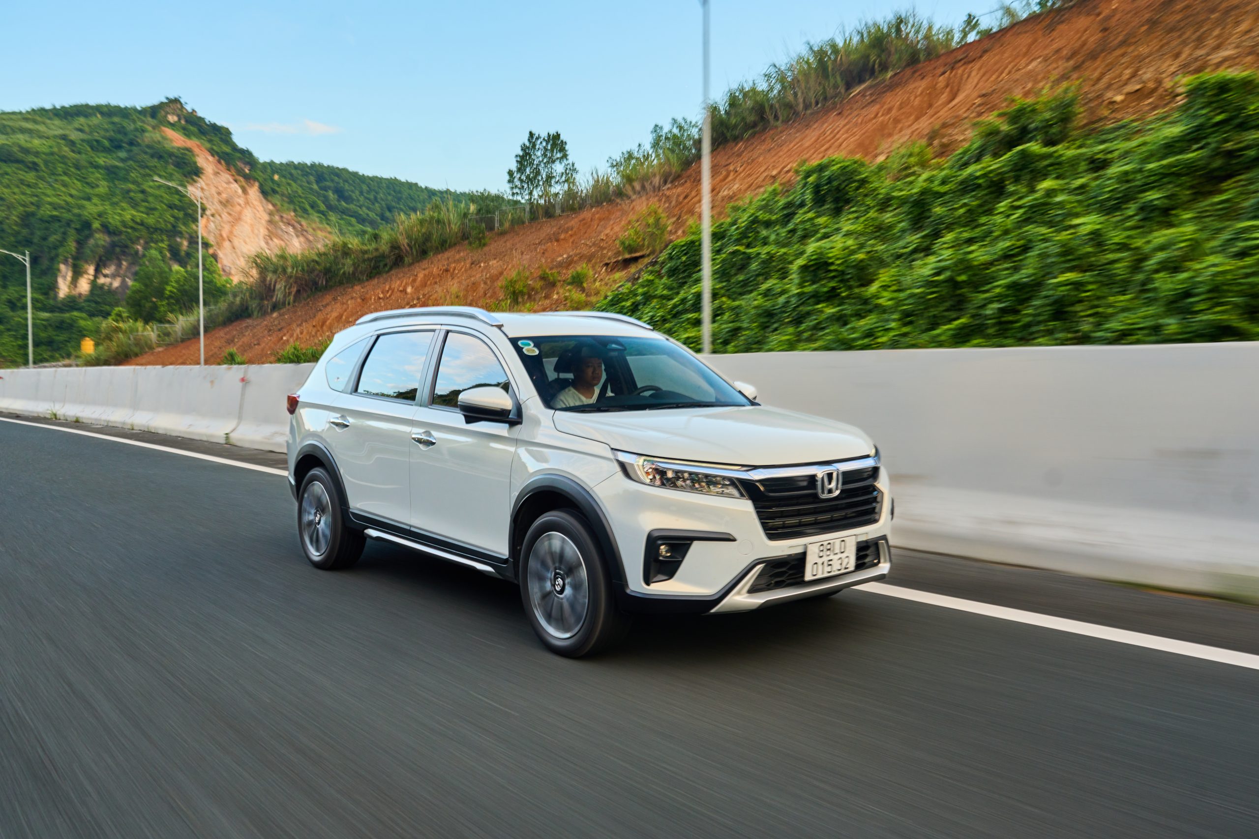 Honda BR-V là mẫu SUV 7 chỗ phù hợp cho gia đình đông người.